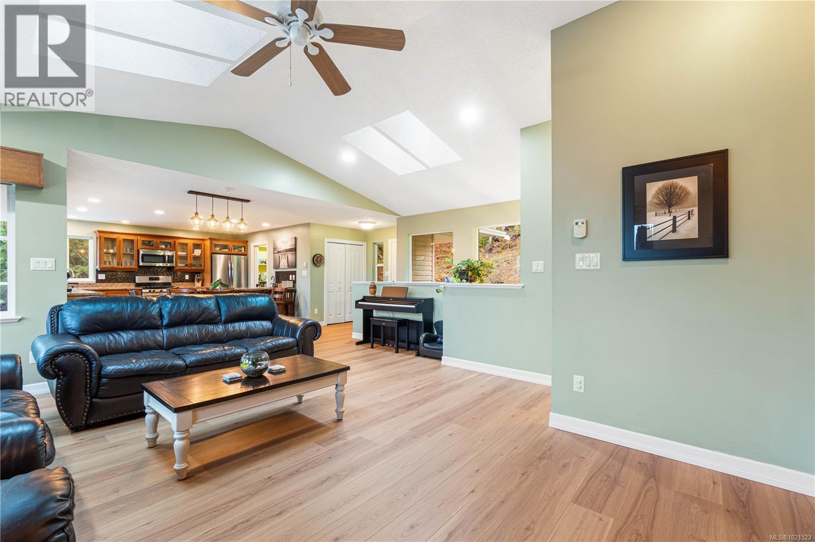 1763 Martini Way, Qualicum Beach