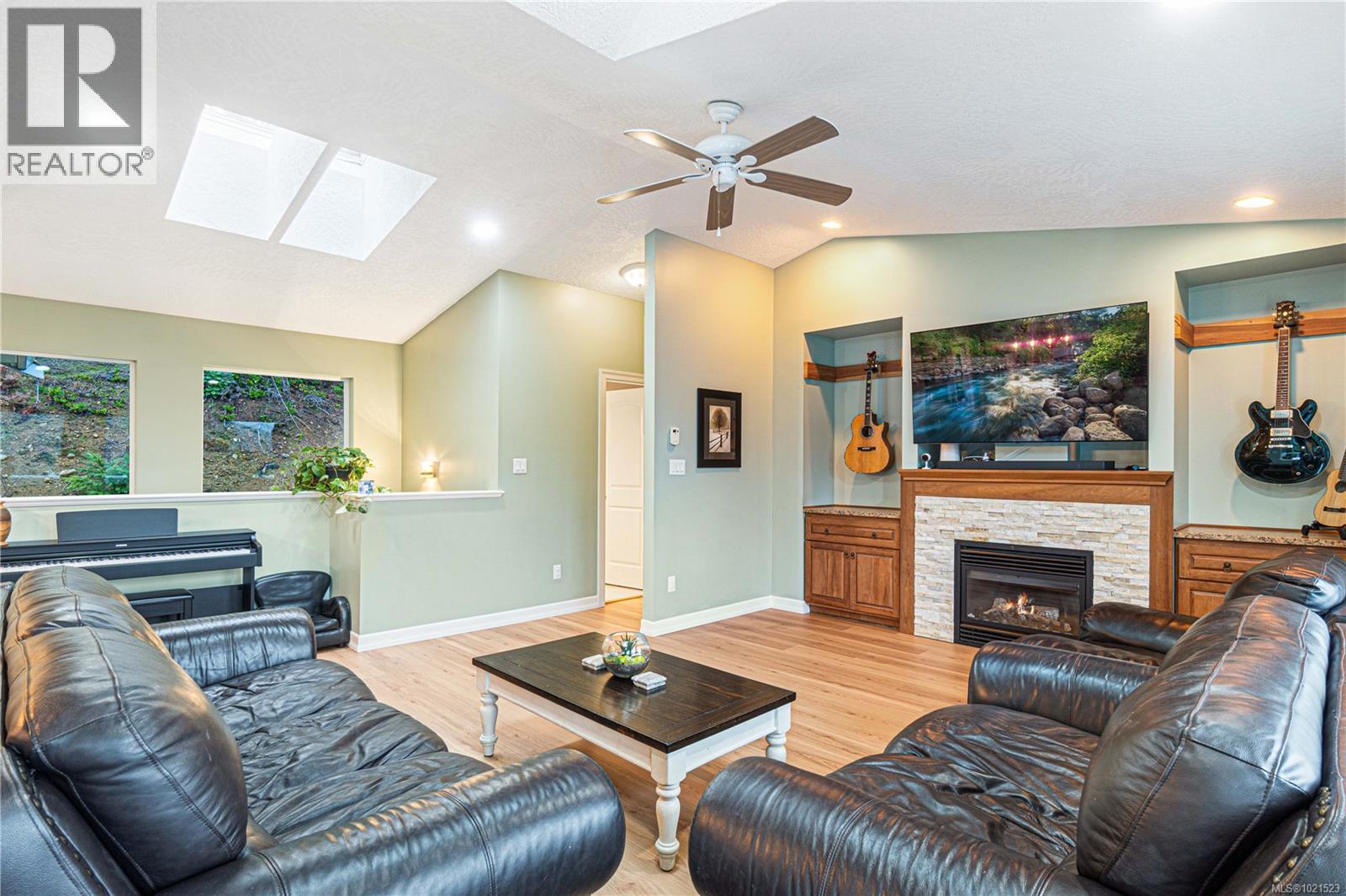 1763 Martini Way, Qualicum Beach