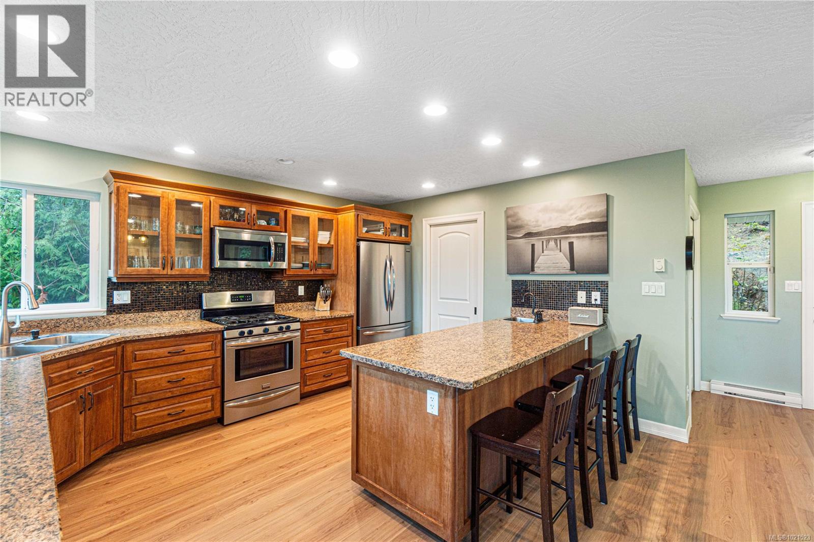 1763 Martini Way, Qualicum Beach