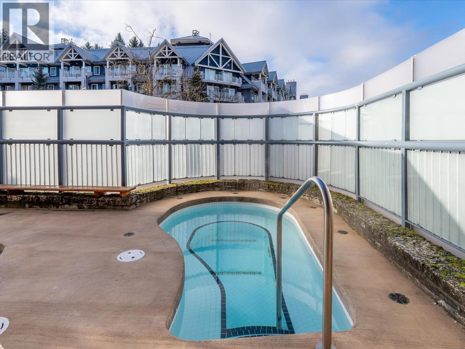 205 4338 MAIN STREET, Whistler