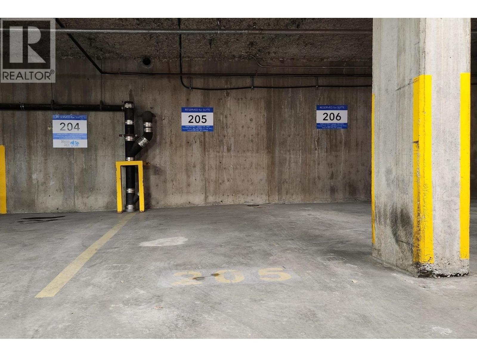 205 4338 MAIN STREET, Whistler