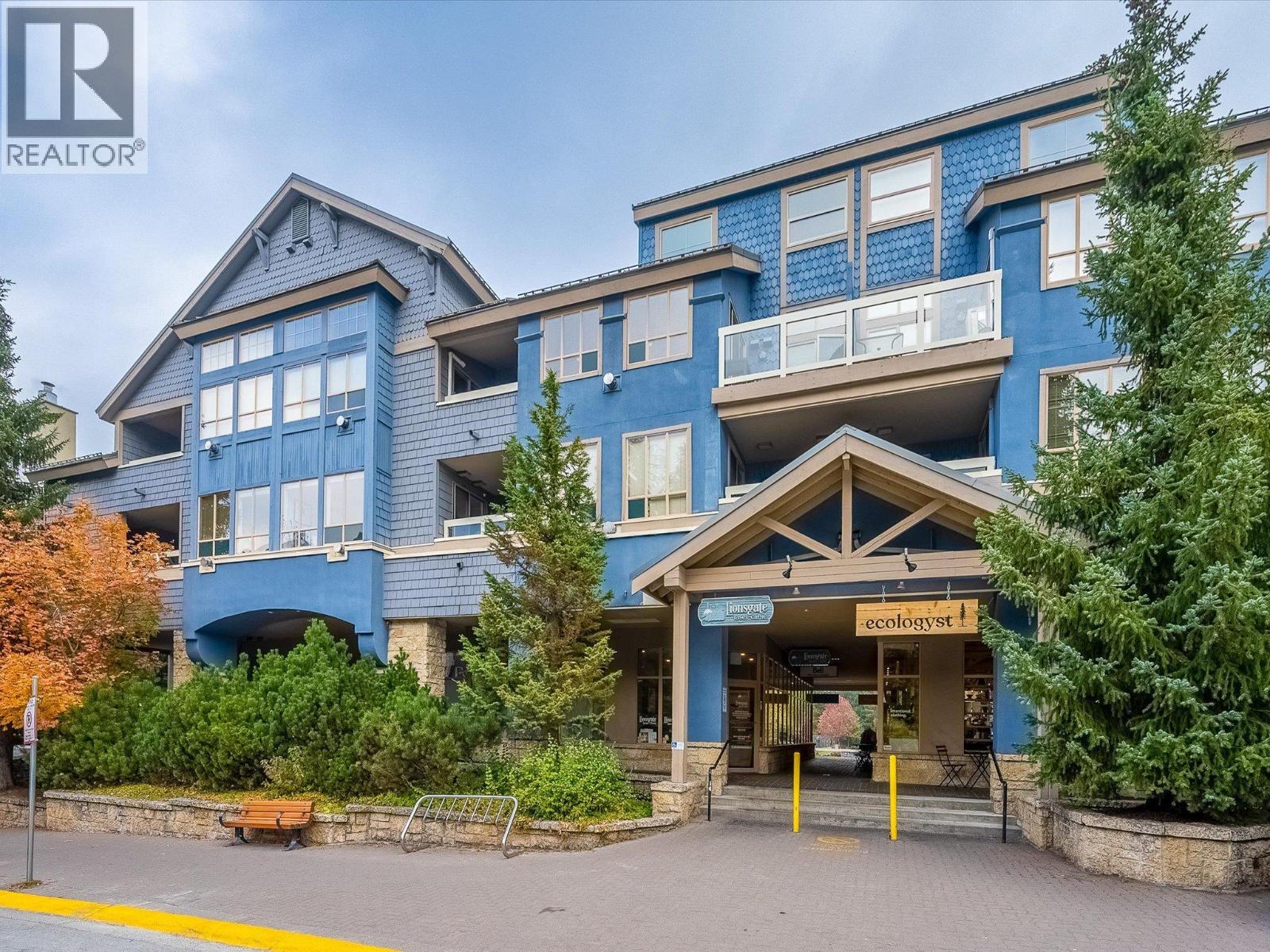 205 4338 MAIN STREET, Whistler