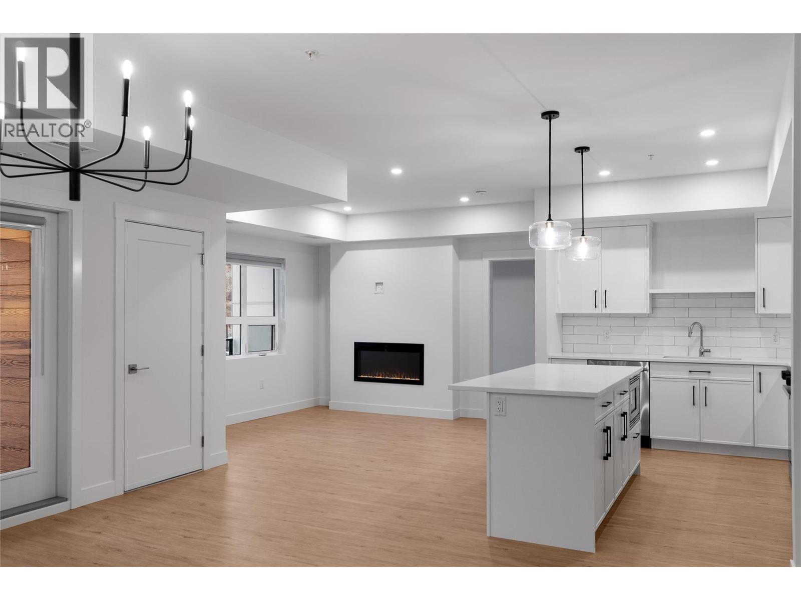 1844 Qu'Appelle Boulevard Unit# 208, Kamloops