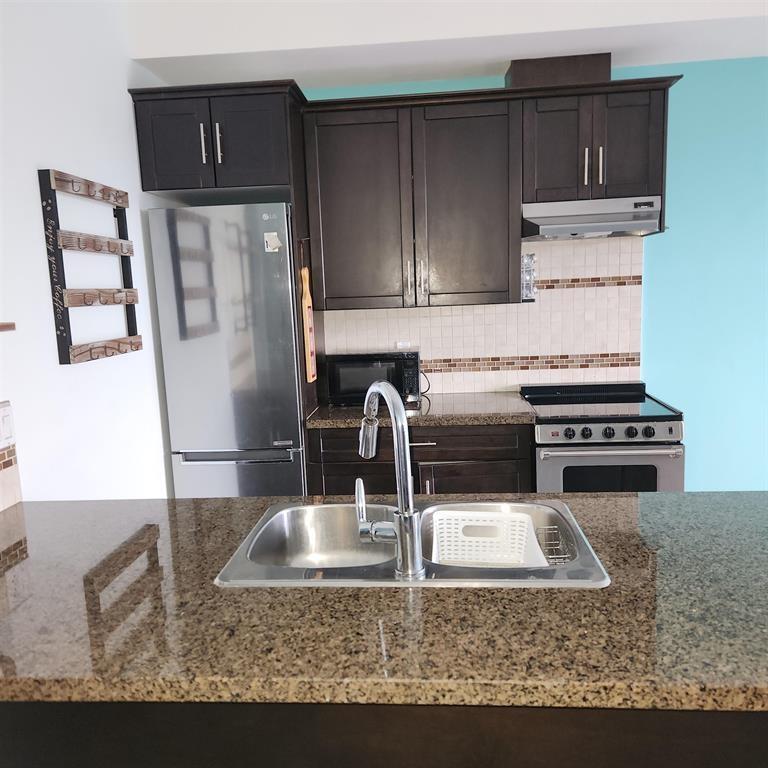 214 46262 FIRST AVENUE, Chilliwack Proper East, Chilliwack