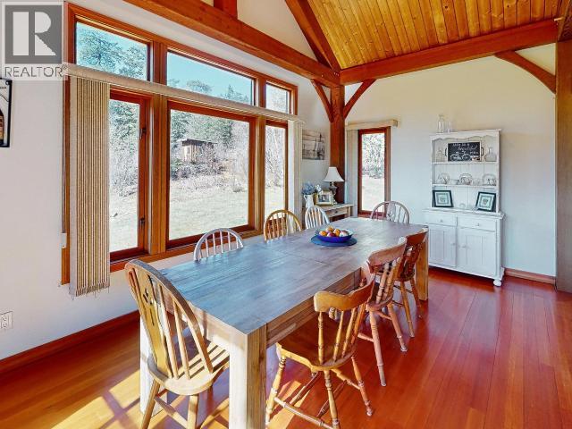 3749 HIGHWAY 101, Powell River