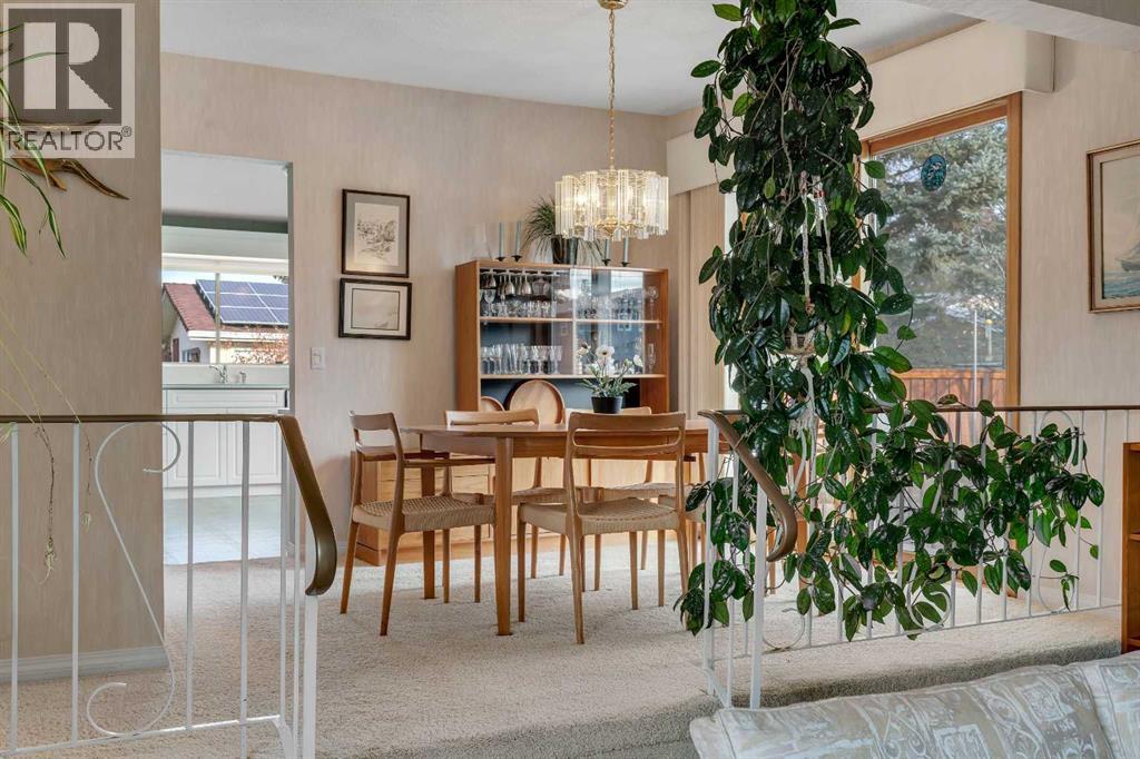 Single Family House Bungalow for Sale in  Dalcastle Hill NW Dalhousie Calgary 