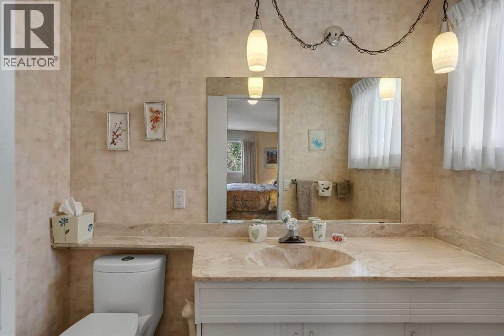 Single Family House Bungalow for Sale in  Dalcastle Hill NW Dalhousie Calgary 