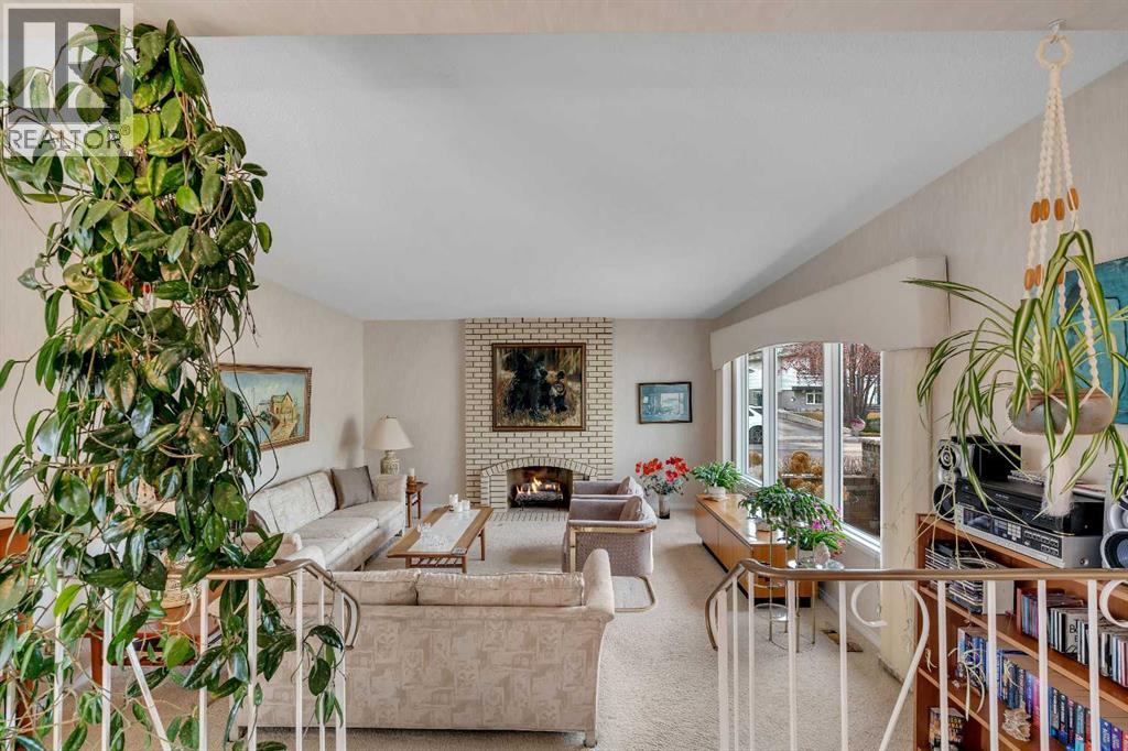 Single Family House Bungalow for Sale in  Dalcastle Hill NW Dalhousie Calgary 