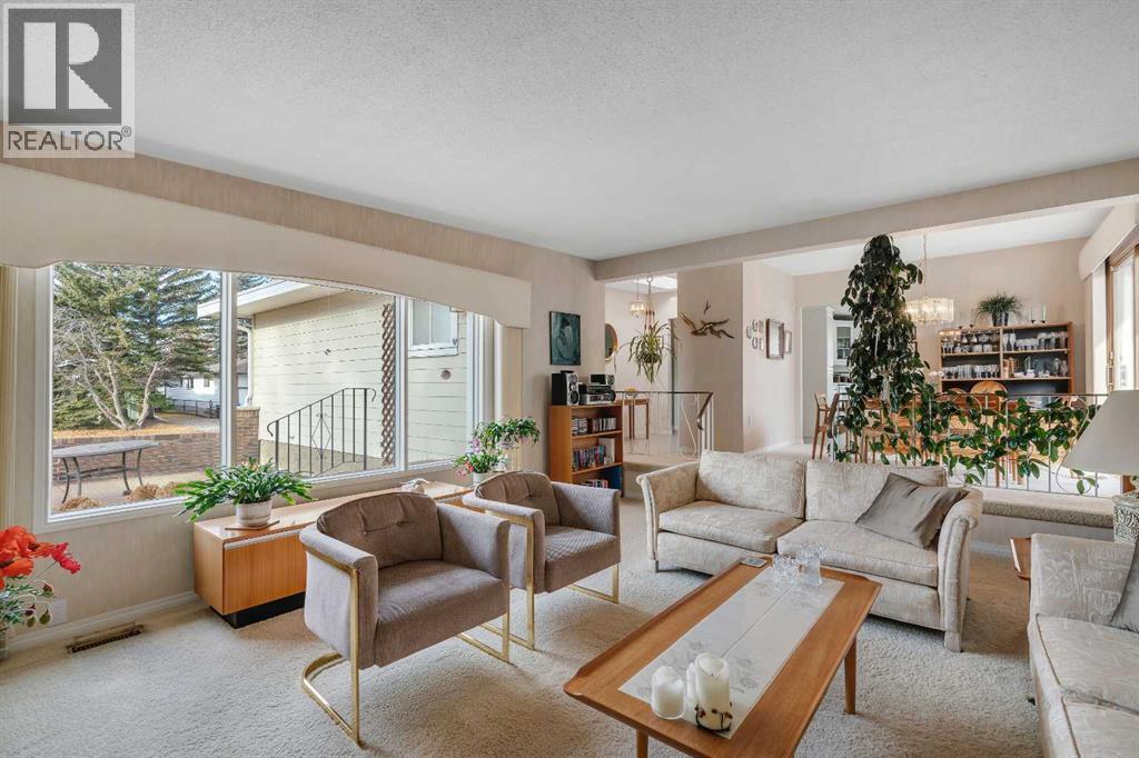 Single Family House Bungalow for Sale in  Dalcastle Hill NW Dalhousie Calgary 