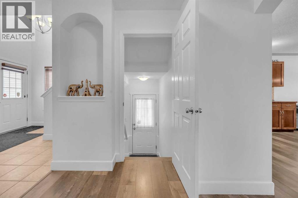 Single Family House for Sale in  Covemeadow Bay NE Coventry Hills Calgary 