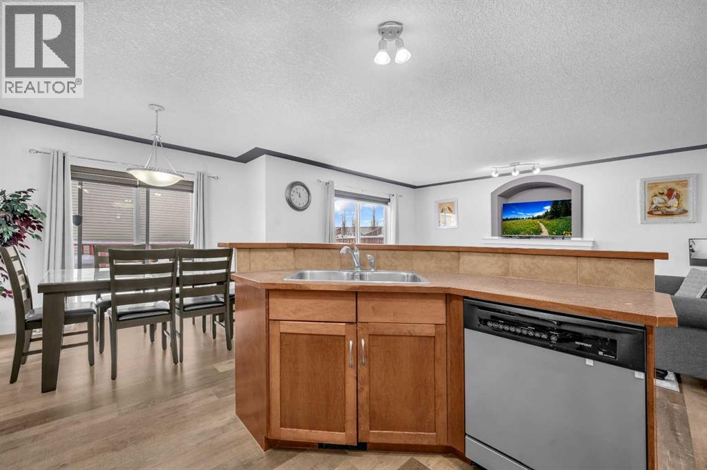 Single Family House for Sale in  Covemeadow Bay NE Coventry Hills Calgary 