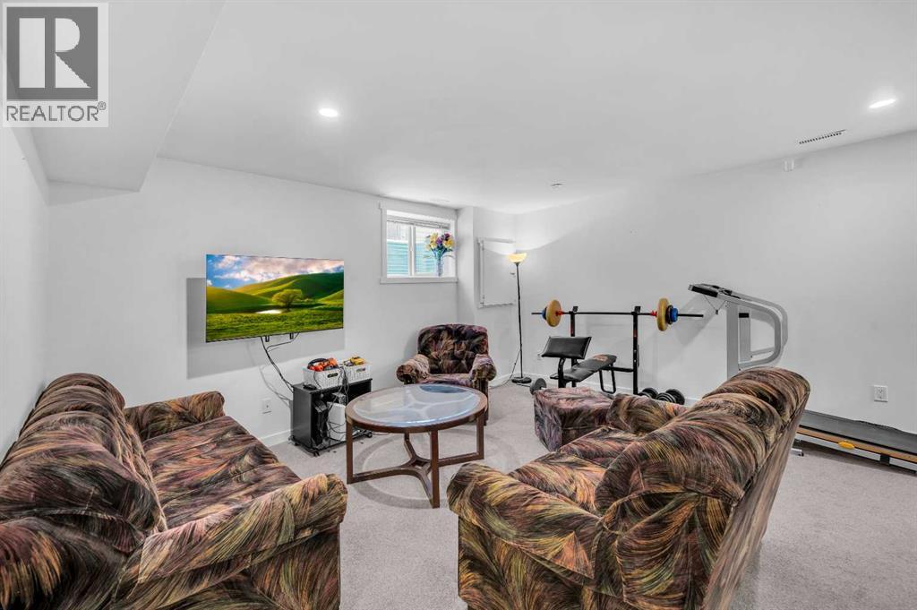 Single Family House for Sale in  Covemeadow Bay NE Coventry Hills Calgary 