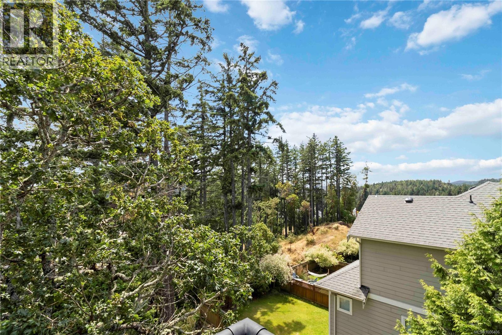 216 1145 Sikorsky Road, Langford