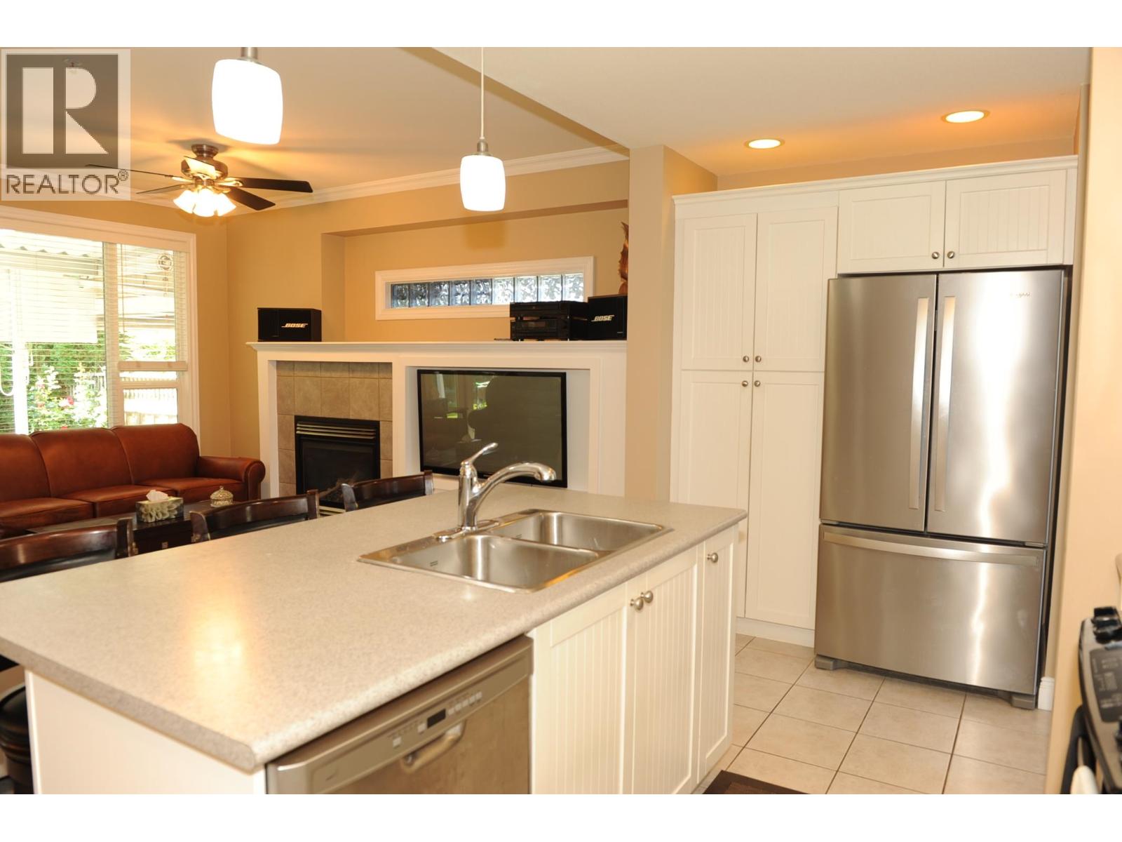 143 19639 MEADOW GARDENS WAY, Pitt Meadows