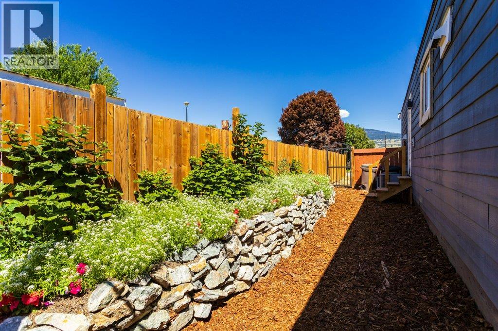 62 720 Commonwealth Road, Lake Country