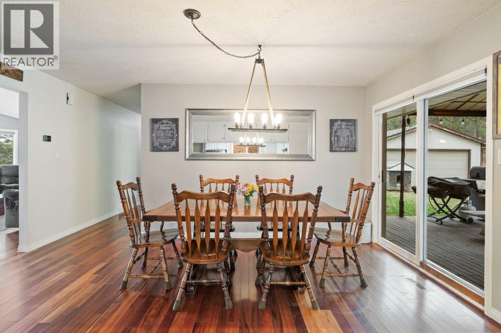 459 Johnson Crescent, Oliver