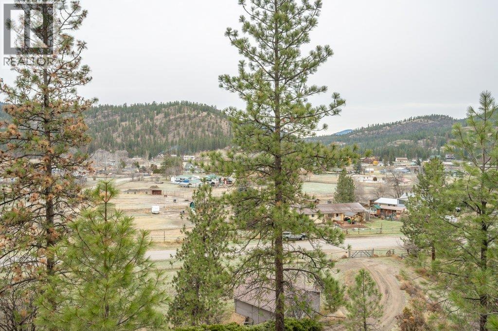 459 Johnson Crescent, Oliver