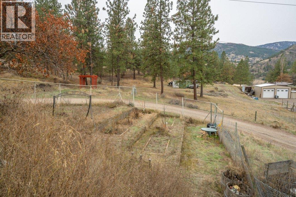 459 Johnson Crescent, Oliver