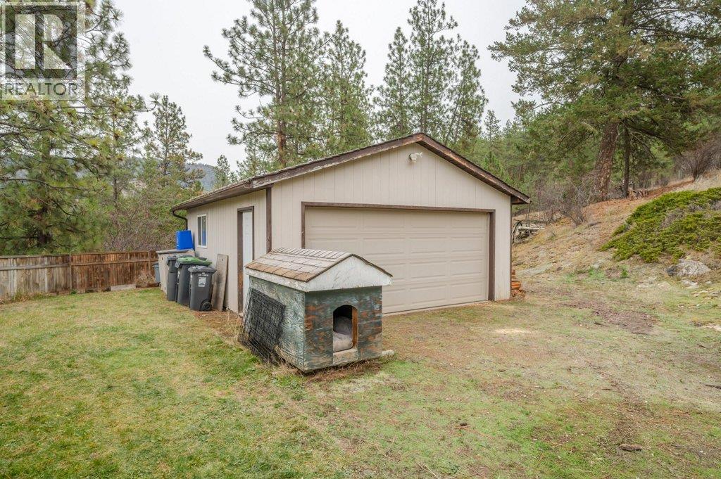 459 Johnson Crescent, Oliver