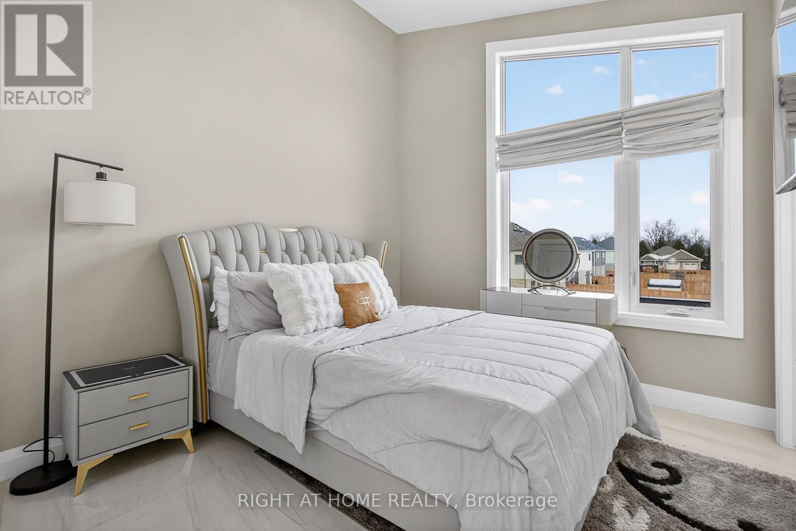 Single Family House for Sale in  MCLEOD STREET North Middlesex (Parkhill) 