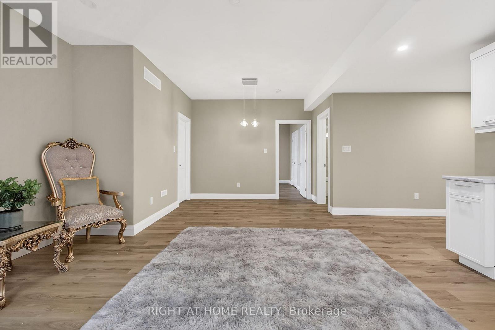 Single Family House for Sale in  MCLEOD STREET North Middlesex (Parkhill) 