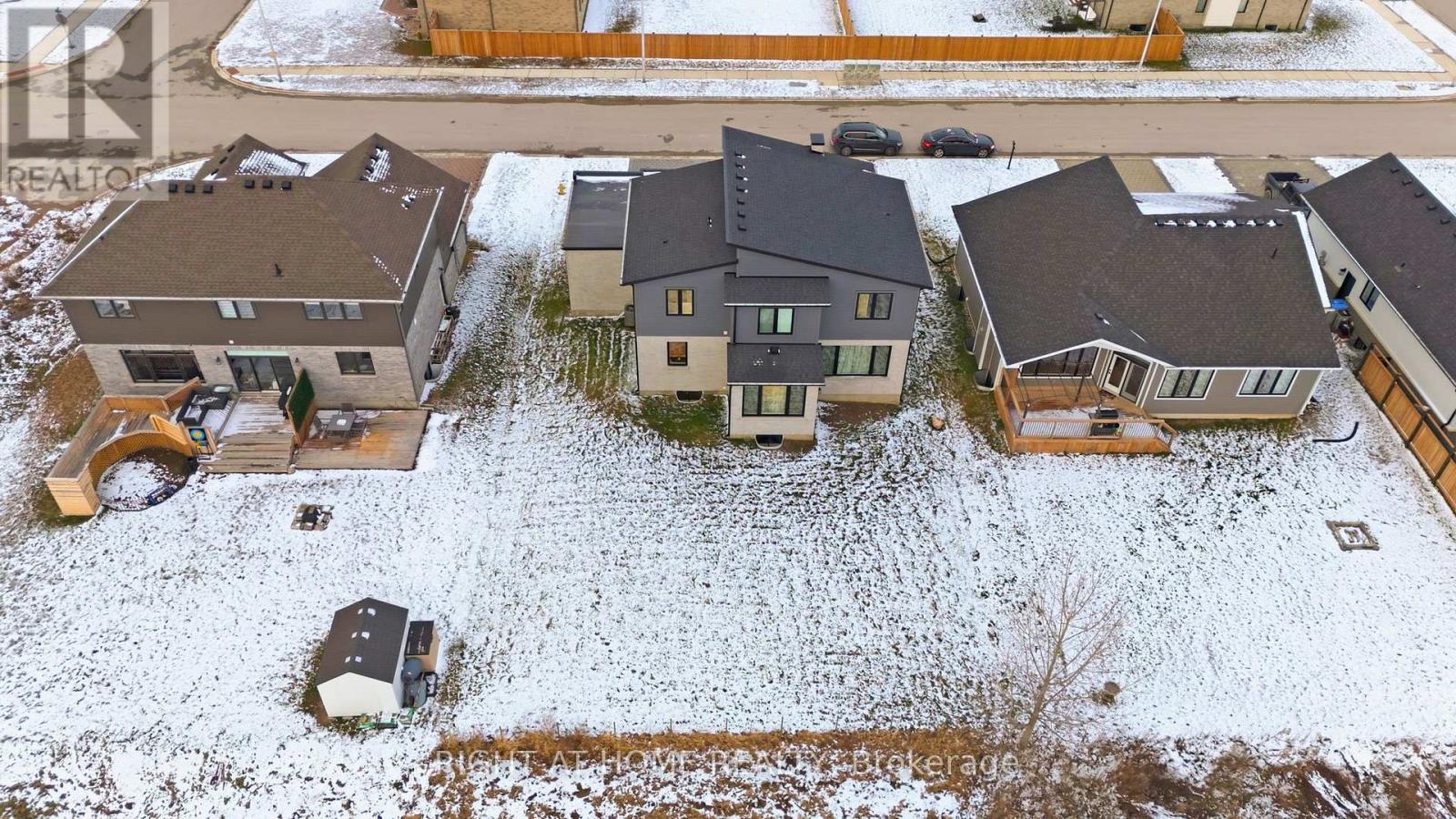 Single Family House for Sale in  MCLEOD STREET North Middlesex (Parkhill) 