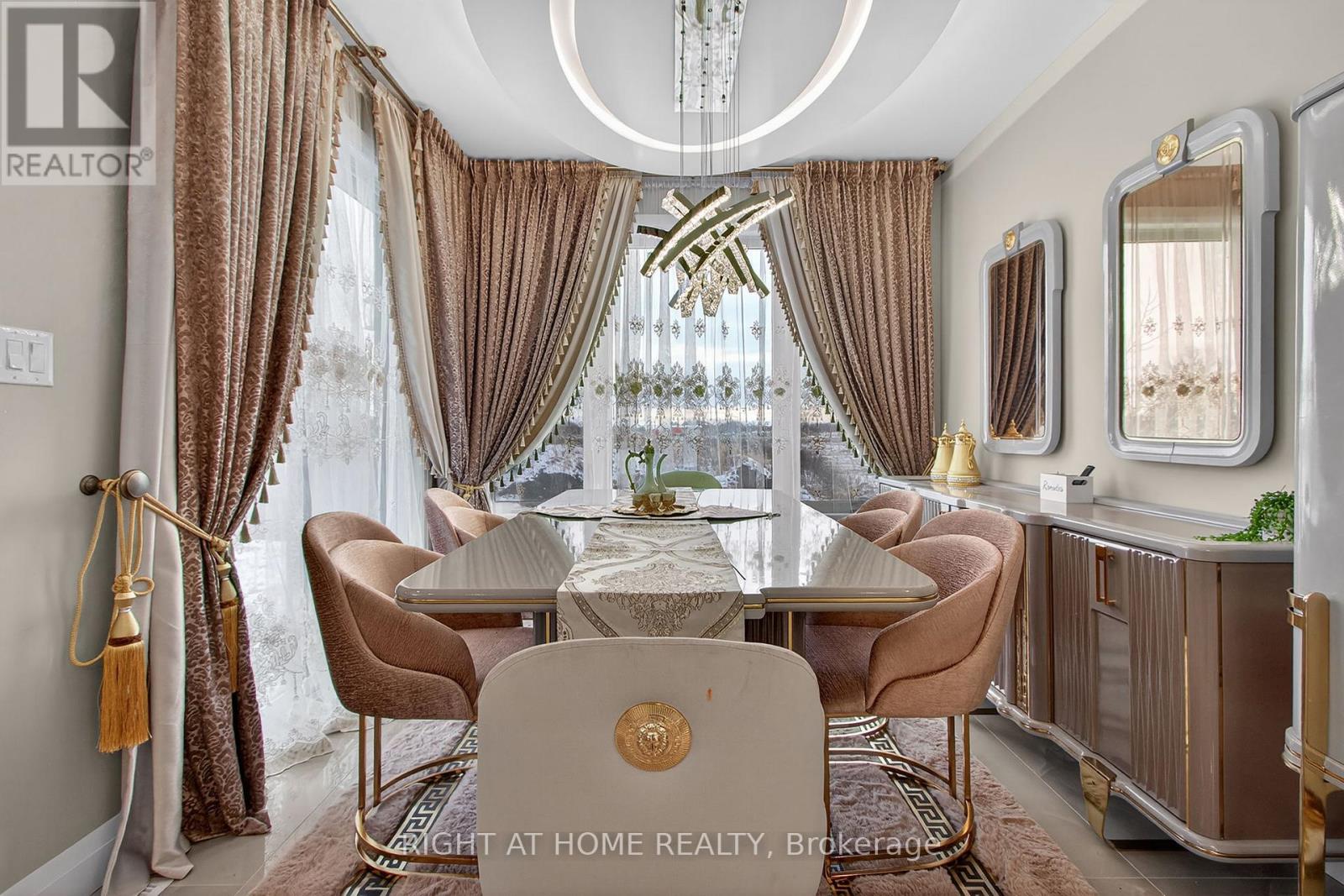 Single Family House for Sale in  MCLEOD STREET North Middlesex (Parkhill) 