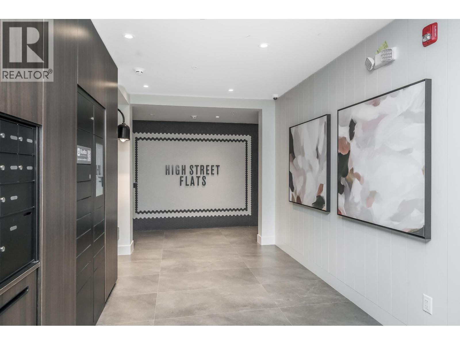 #102-320 RIDGE Street, Delta