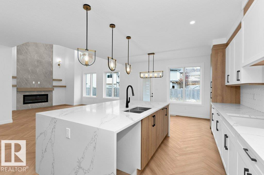 53 LILAC BA, Spruce Grove