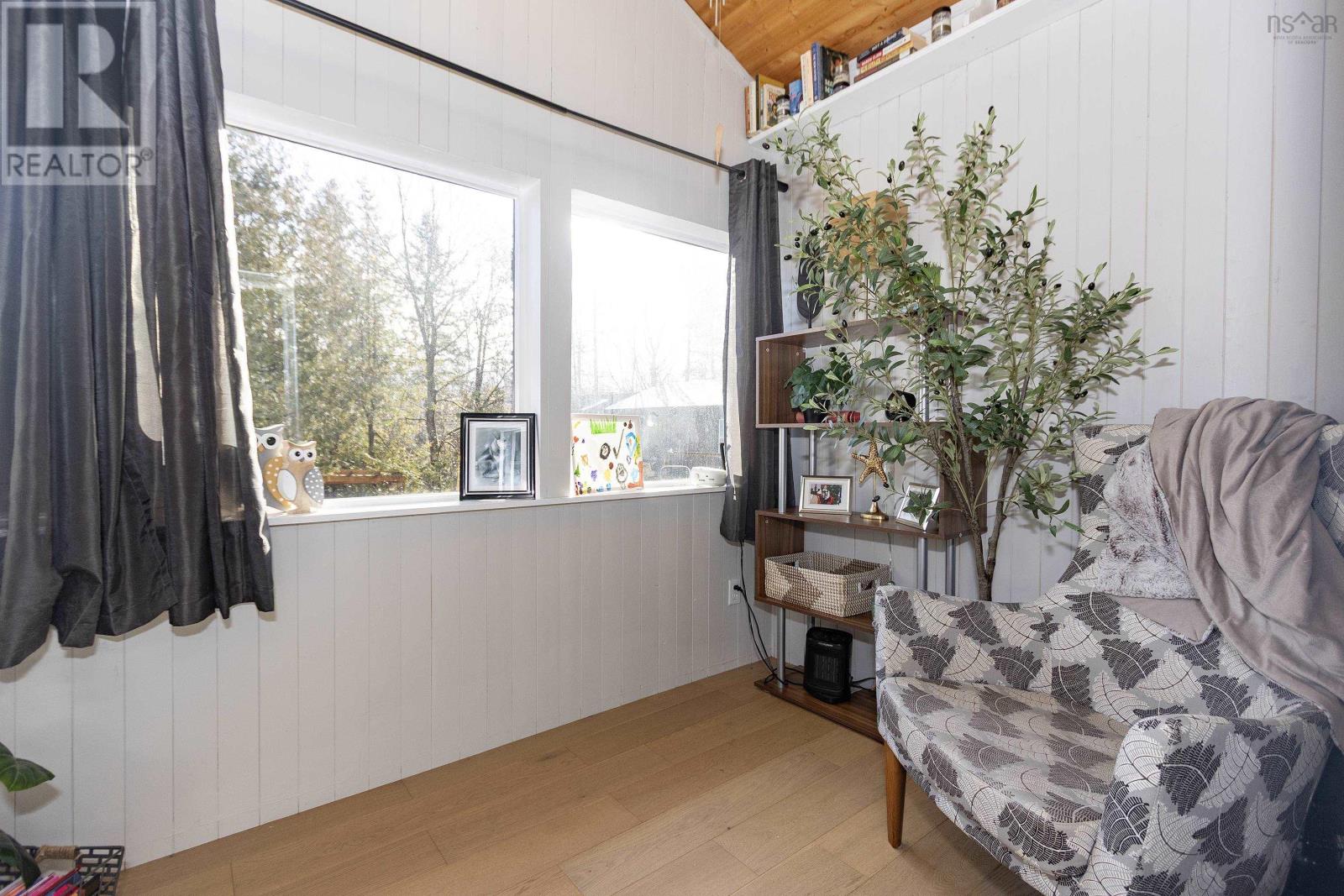 Property 7 of 50 of 34 Thompson Road