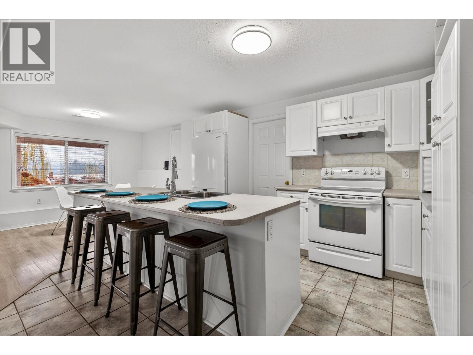  1760 Camp Road, Lake Country