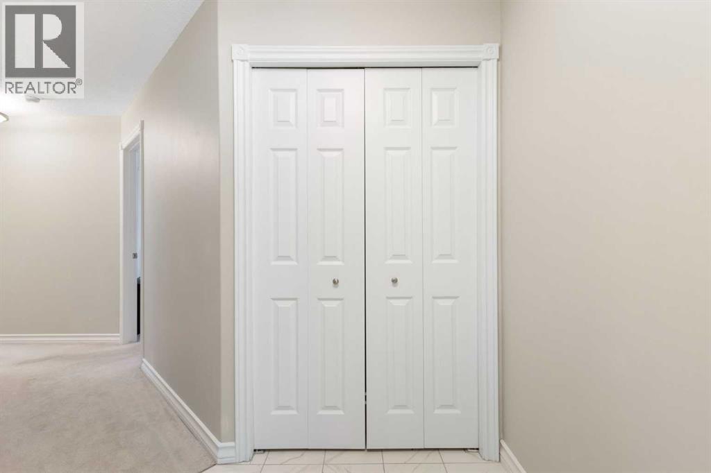 Single Family House for Sale in    Avenue SW Westgate Calgary 