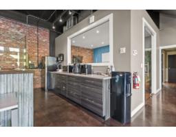 2570 King George Boulevard, Surrey, BC V4P1H5 Photo 7