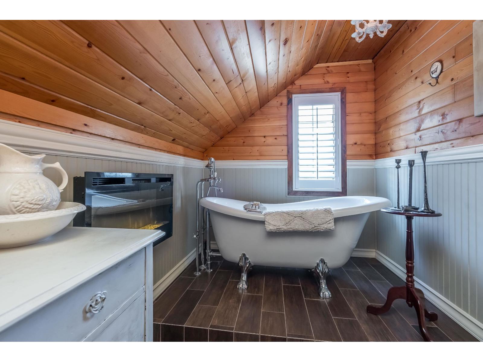 188 240 STREET, Langley