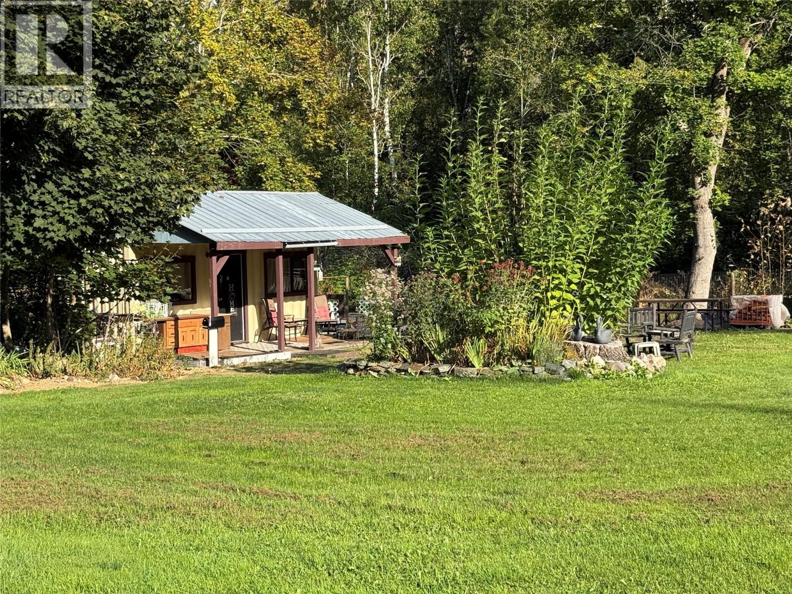  4690 44 Avenue Northwest, Salmon Arm