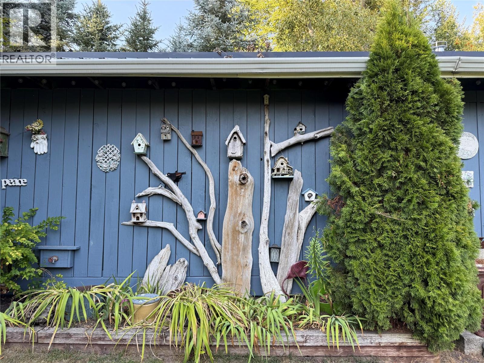  4690 44 Avenue Northwest, Salmon Arm