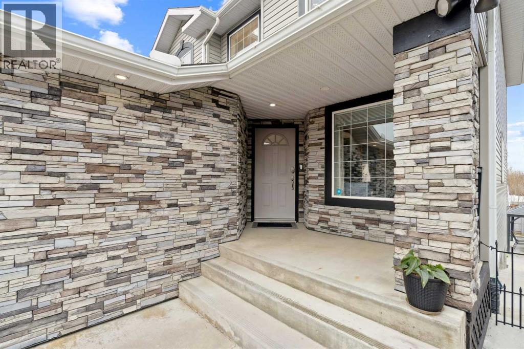 Single Family House for Sale in  Bridlecreek Green SW Bridlewood Calgary 