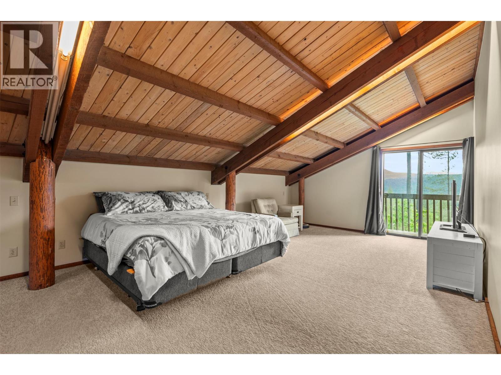  1099 Enderby Mabel Lake Road, Enderby