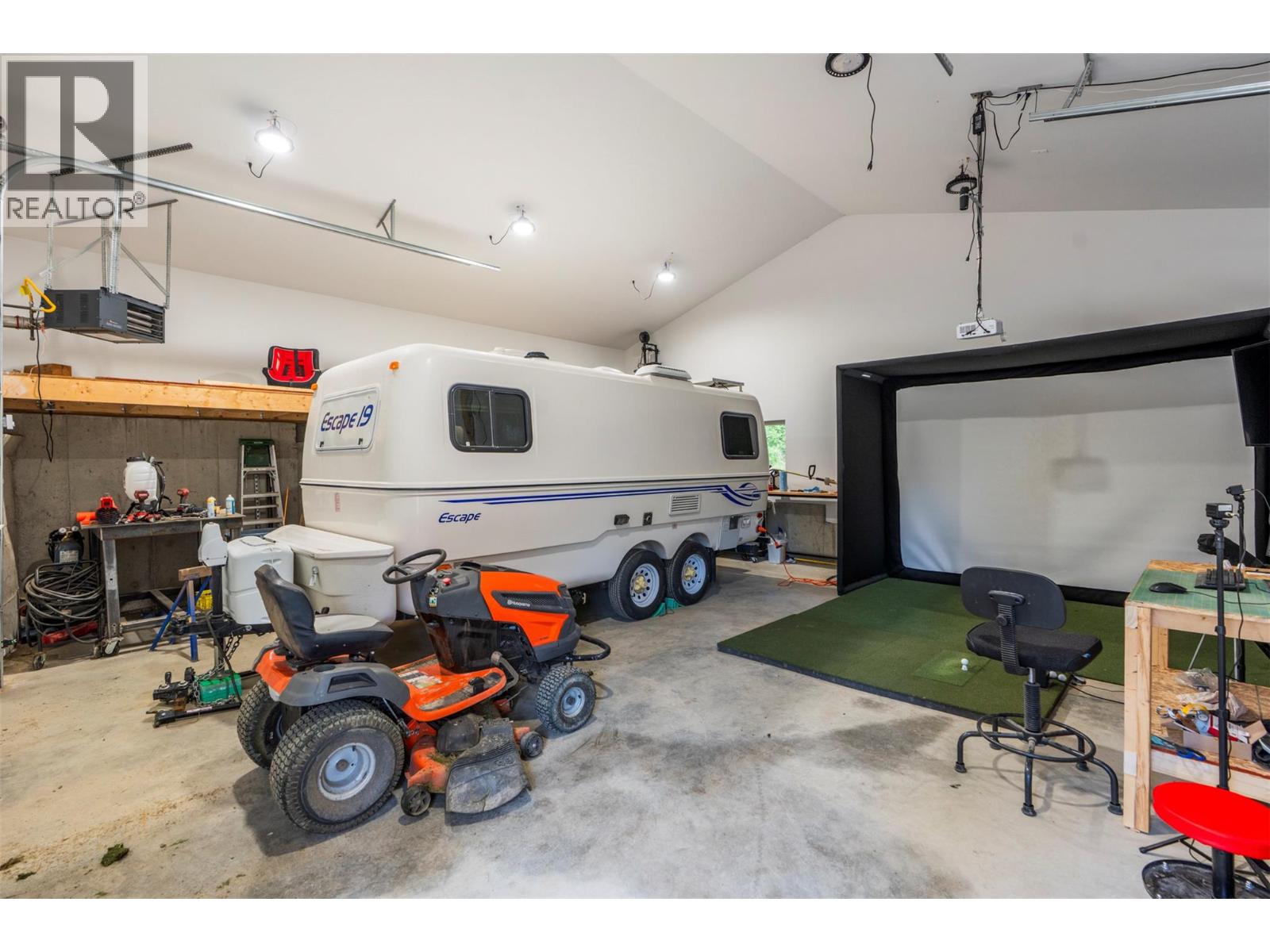  1099 Enderby Mabel Lake Road, Enderby