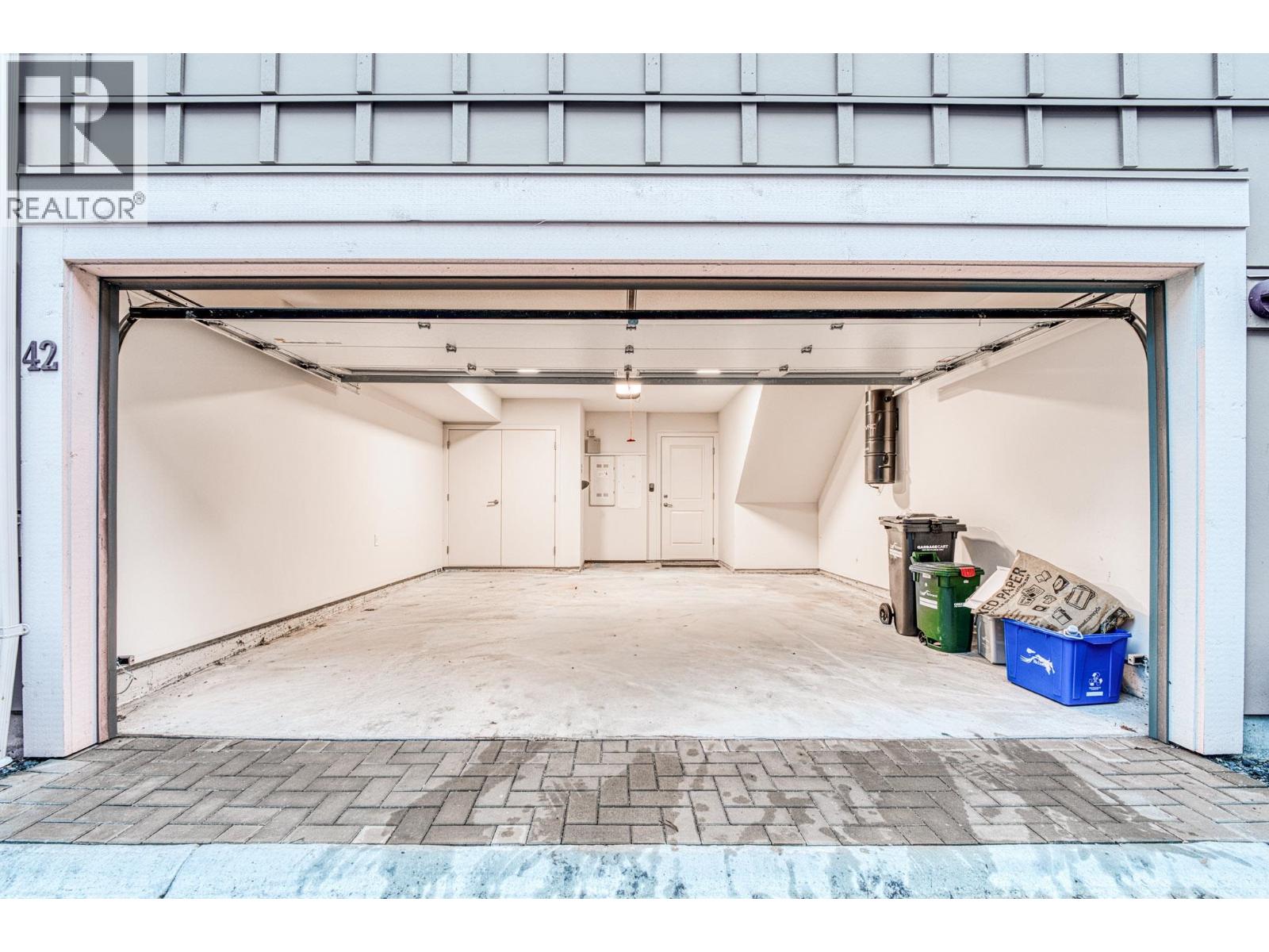 #42-10311 RIVER Drive, Richmond