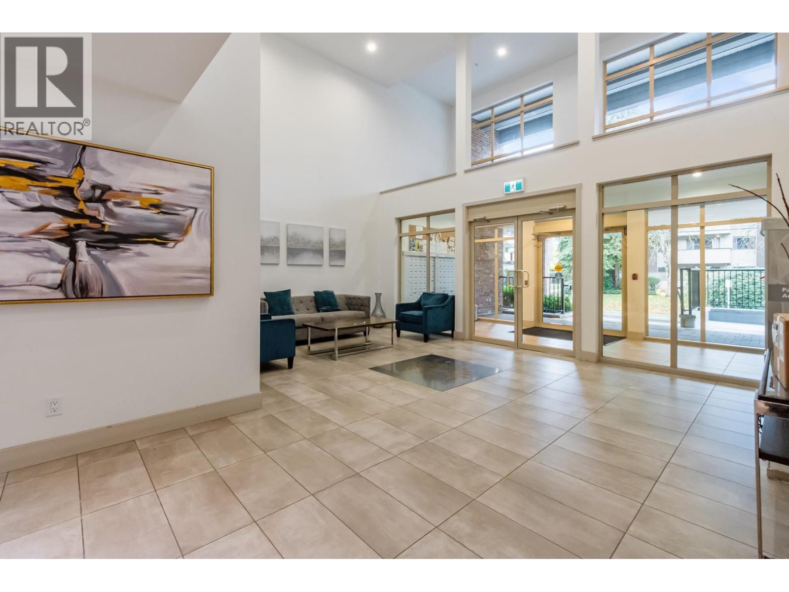 205 2436 KELLY AVENUE, Port Coquitlam