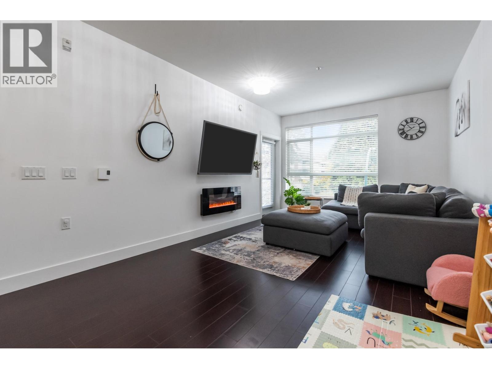 205 2436 KELLY AVENUE, Port Coquitlam