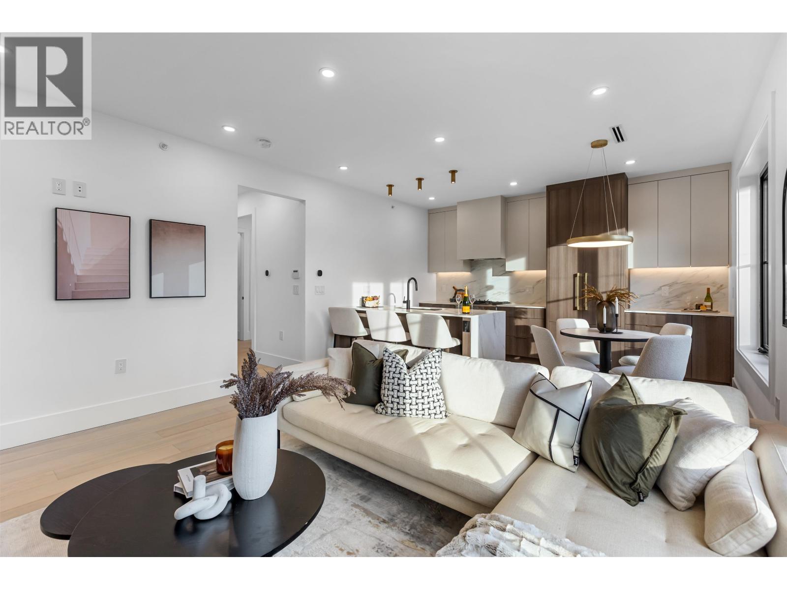 544 E 46TH AVENUE, Vancouver