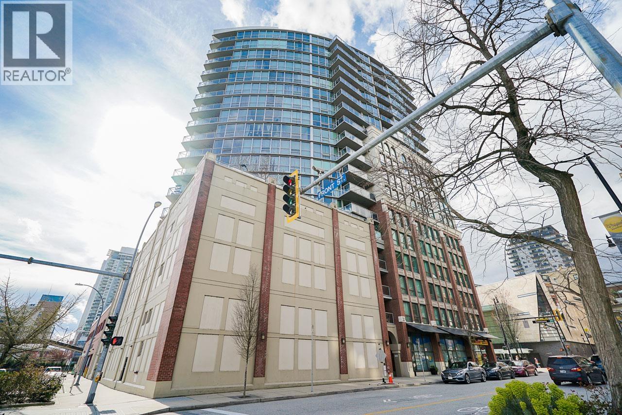 1102 14 BEGBIE STREET, New Westminster