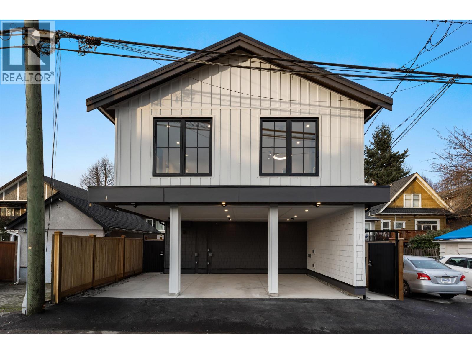 2 546 E 46TH AVENUE, Vancouver