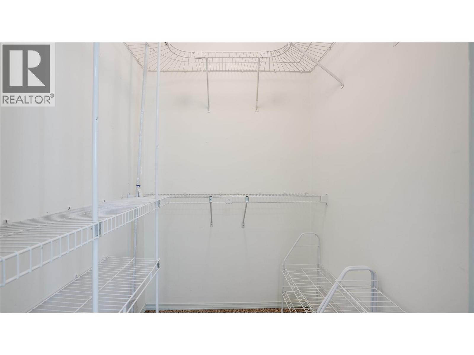 2620 Pleasant Valley Road Unit# 1, Armstrong