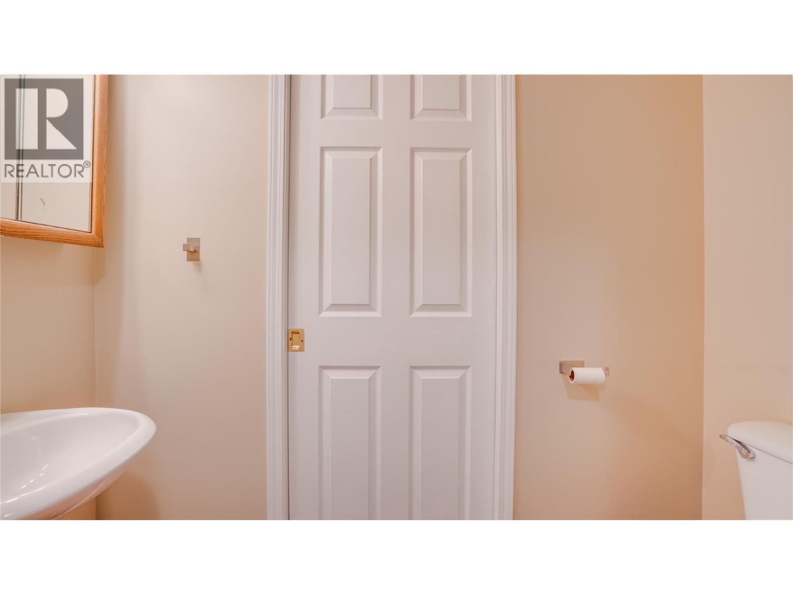 2620 Pleasant Valley Road Unit# 1, Armstrong