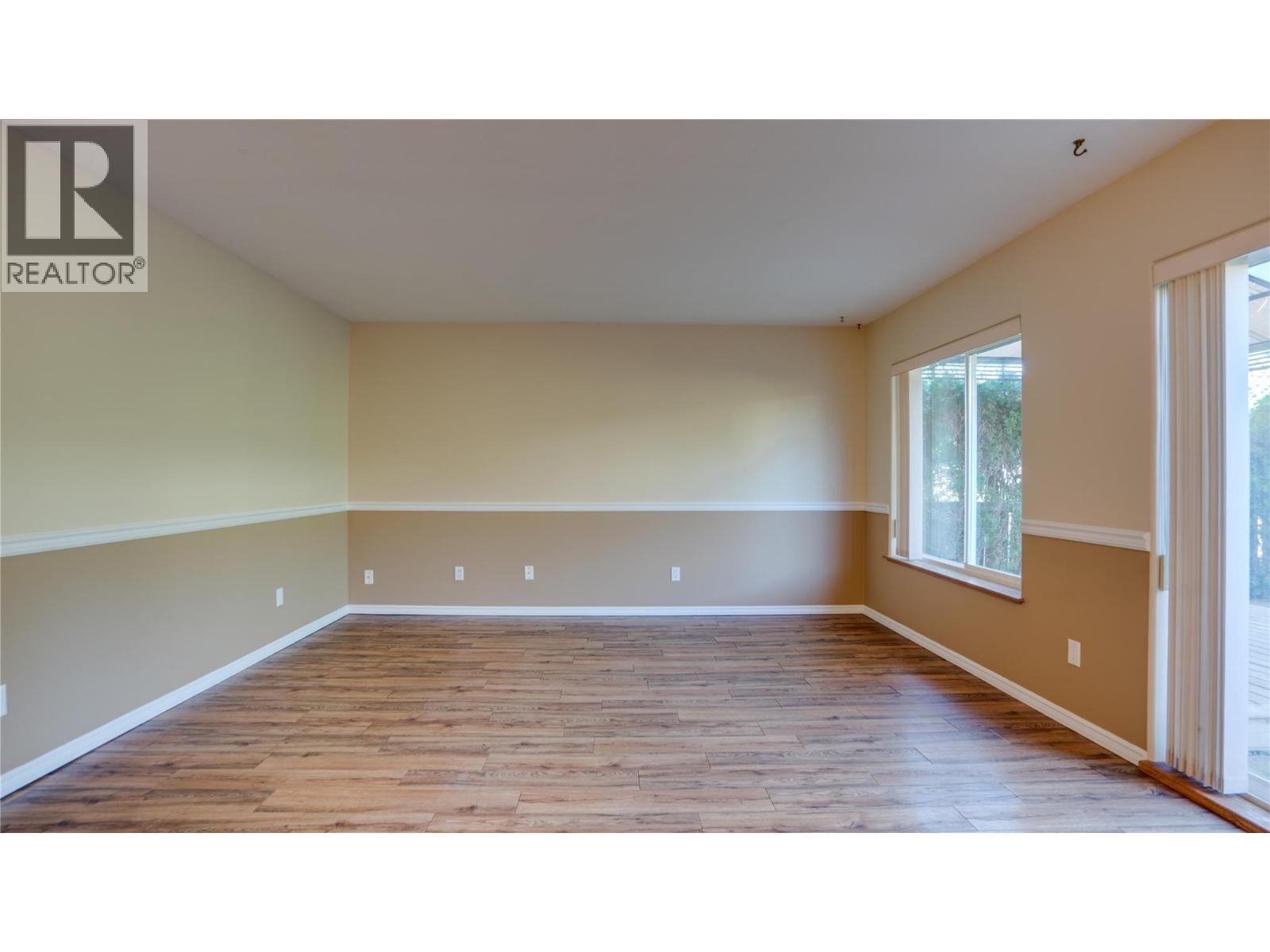 2620 Pleasant Valley Road Unit# 1, Armstrong