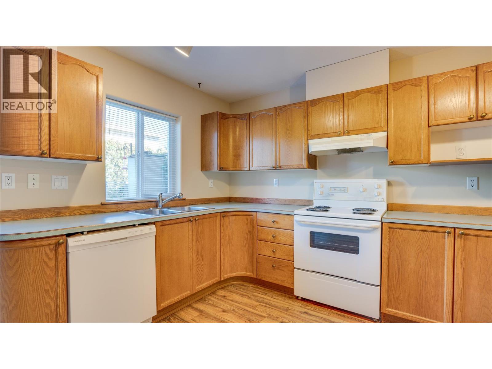 2620 Pleasant Valley Road Unit# 1, Armstrong