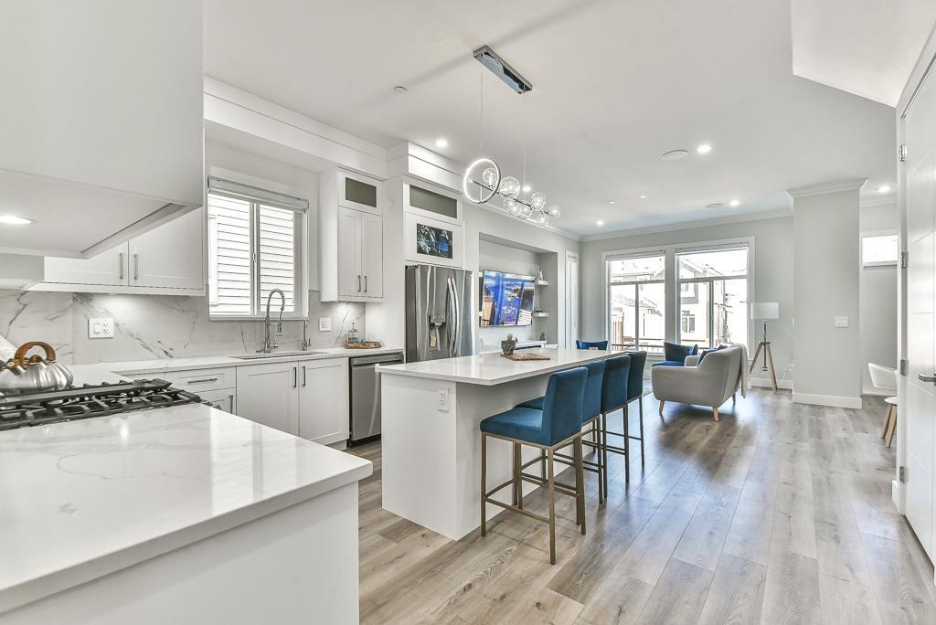 7422 196 STREET, Langley